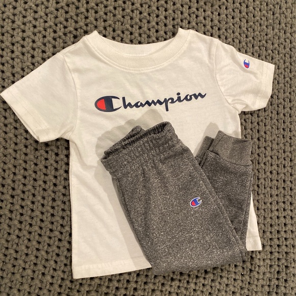 Champion Set - Picture 1 of 6